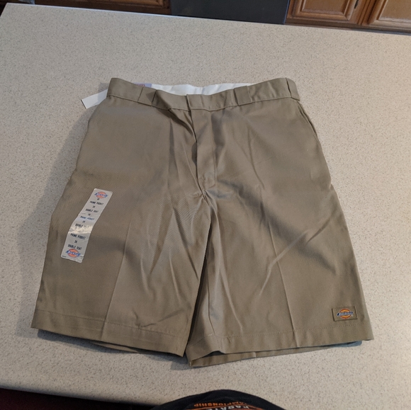 Men's Dickies 36-in waist Double-Seated Workshorts - Picture 4 of 14
